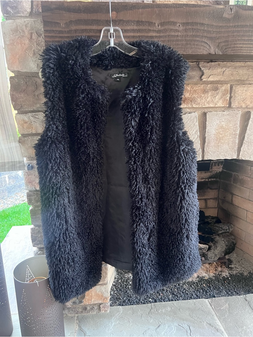 Charlie B Black Faux Fur Sleeveless Vest Jacket - Women Large - Picture 2 of 6
